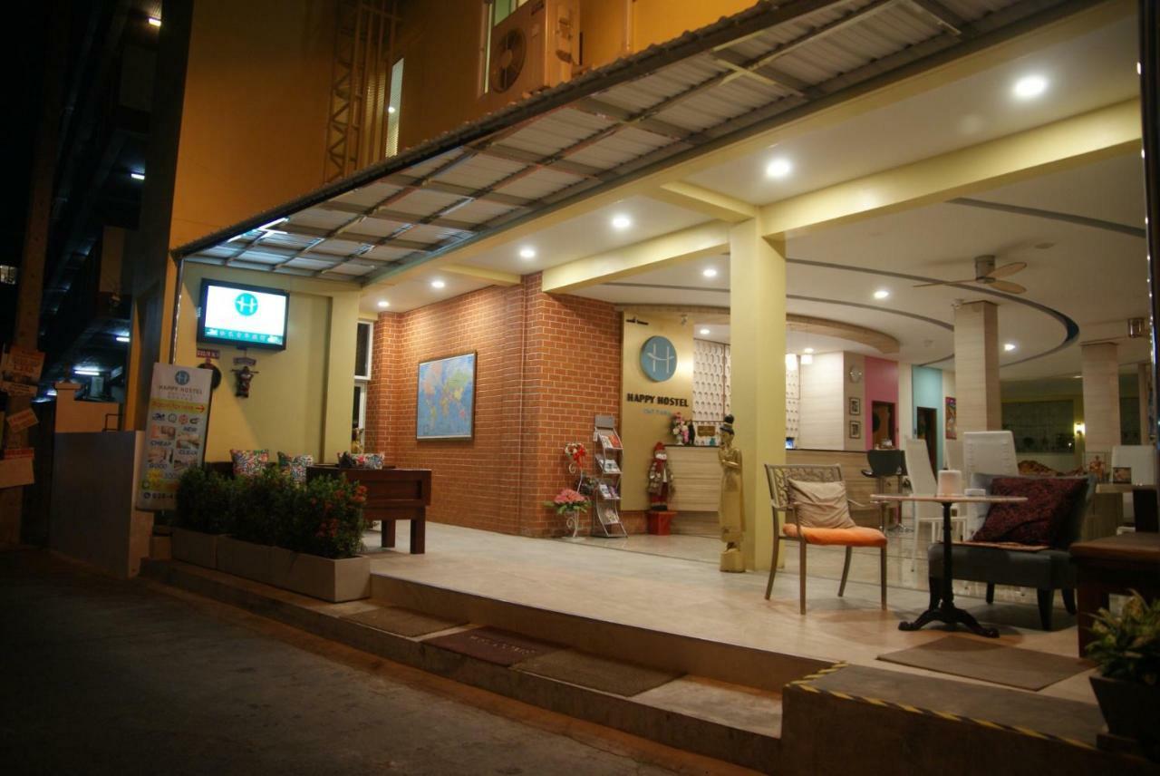 Happy Hostel Pattaya Exterior photo