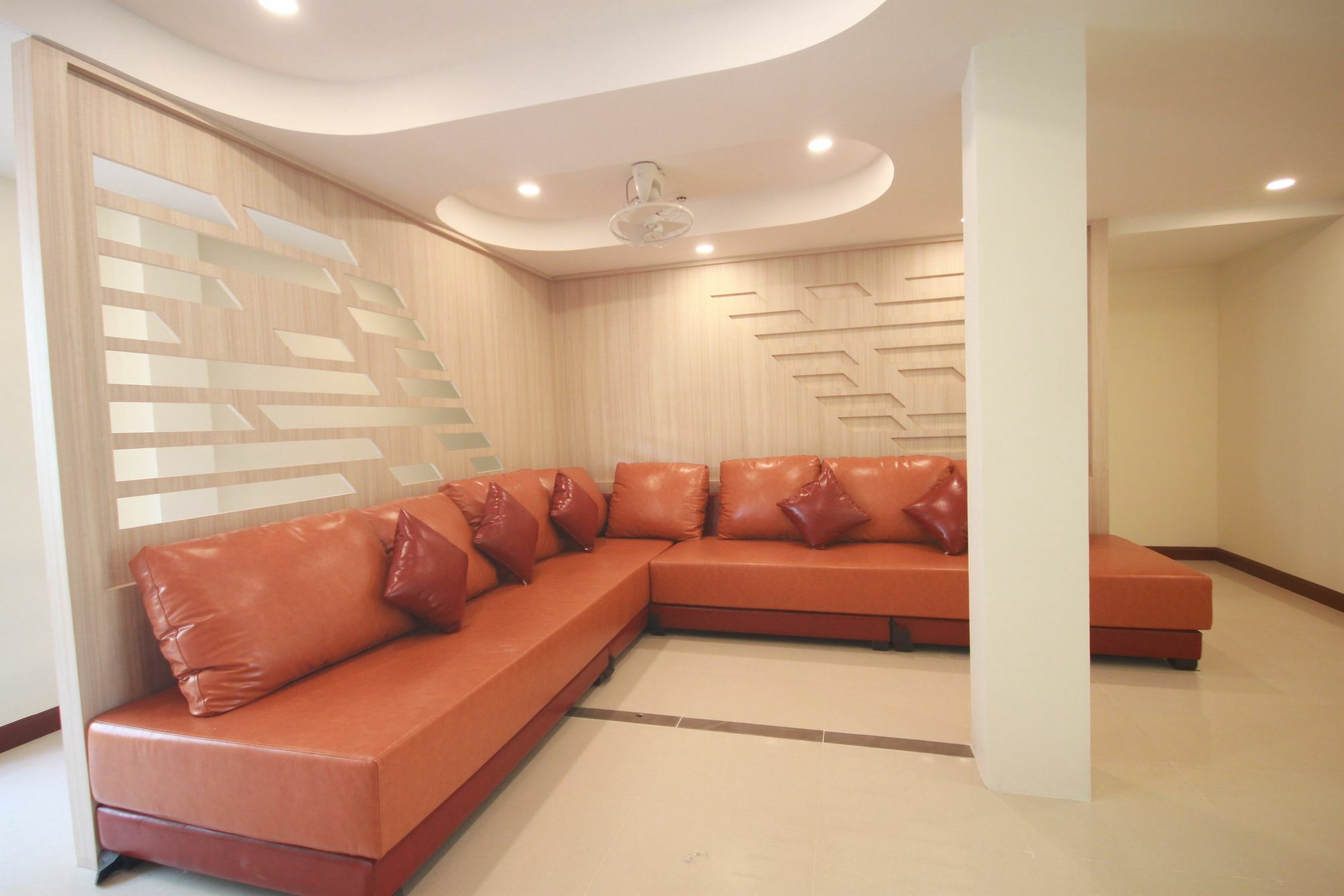 Happy Hostel Pattaya Exterior photo